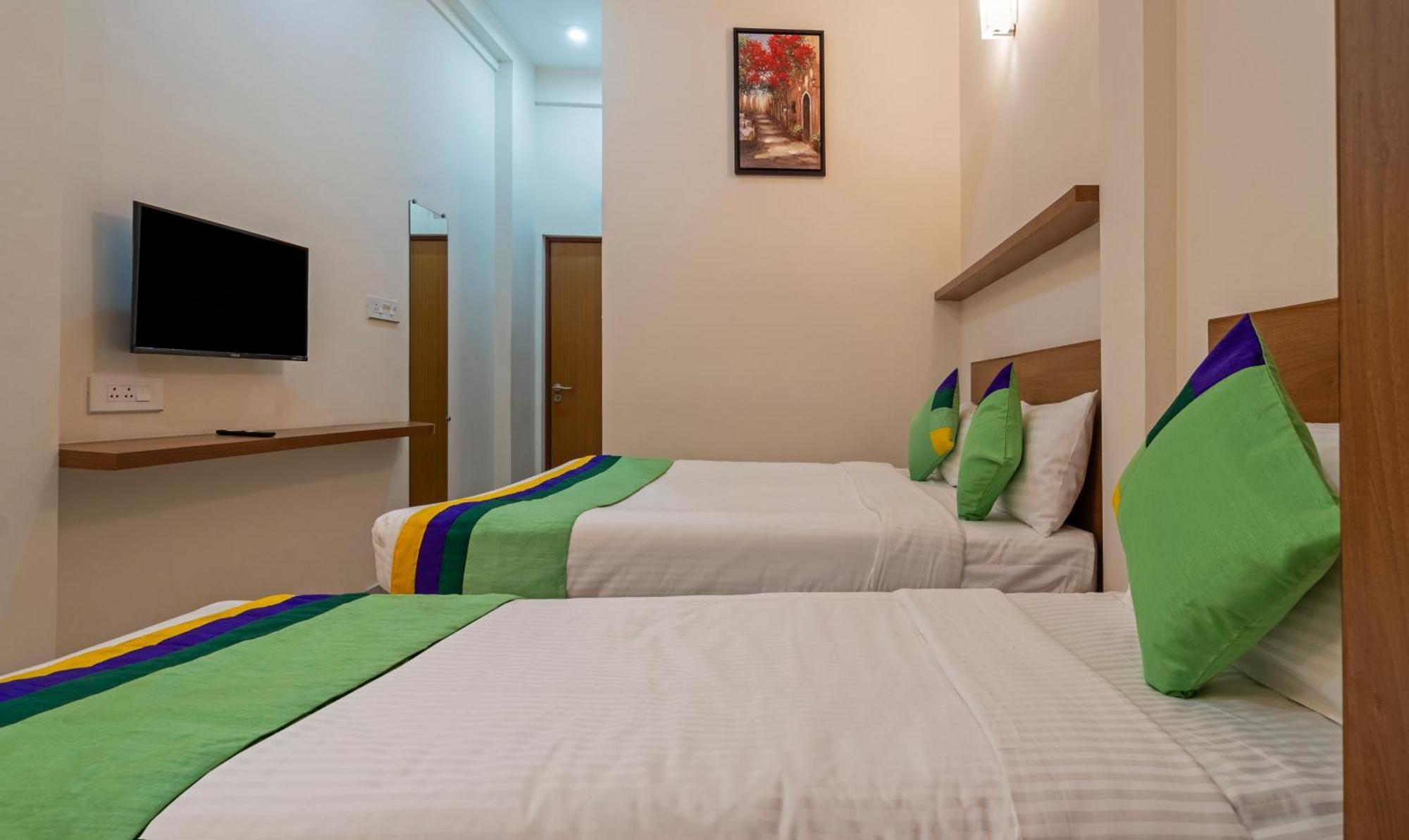Itsy Hotels Avani Stays, Vyttila, Kochi Bagian luar foto